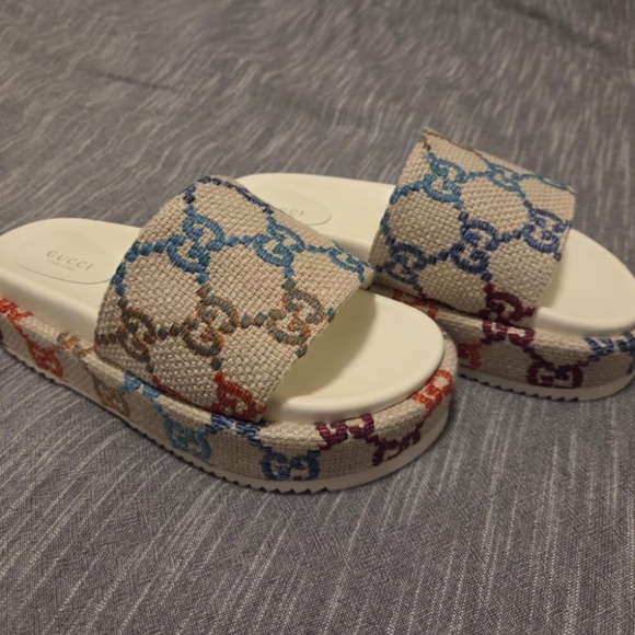 Gucci Women’s Multicolor Angelina GG Platform Slide Sandals - Picture 2 of 5